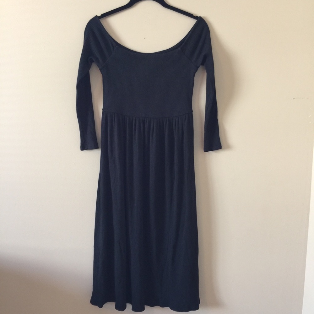 Urban Outfitters midi black dress size medium